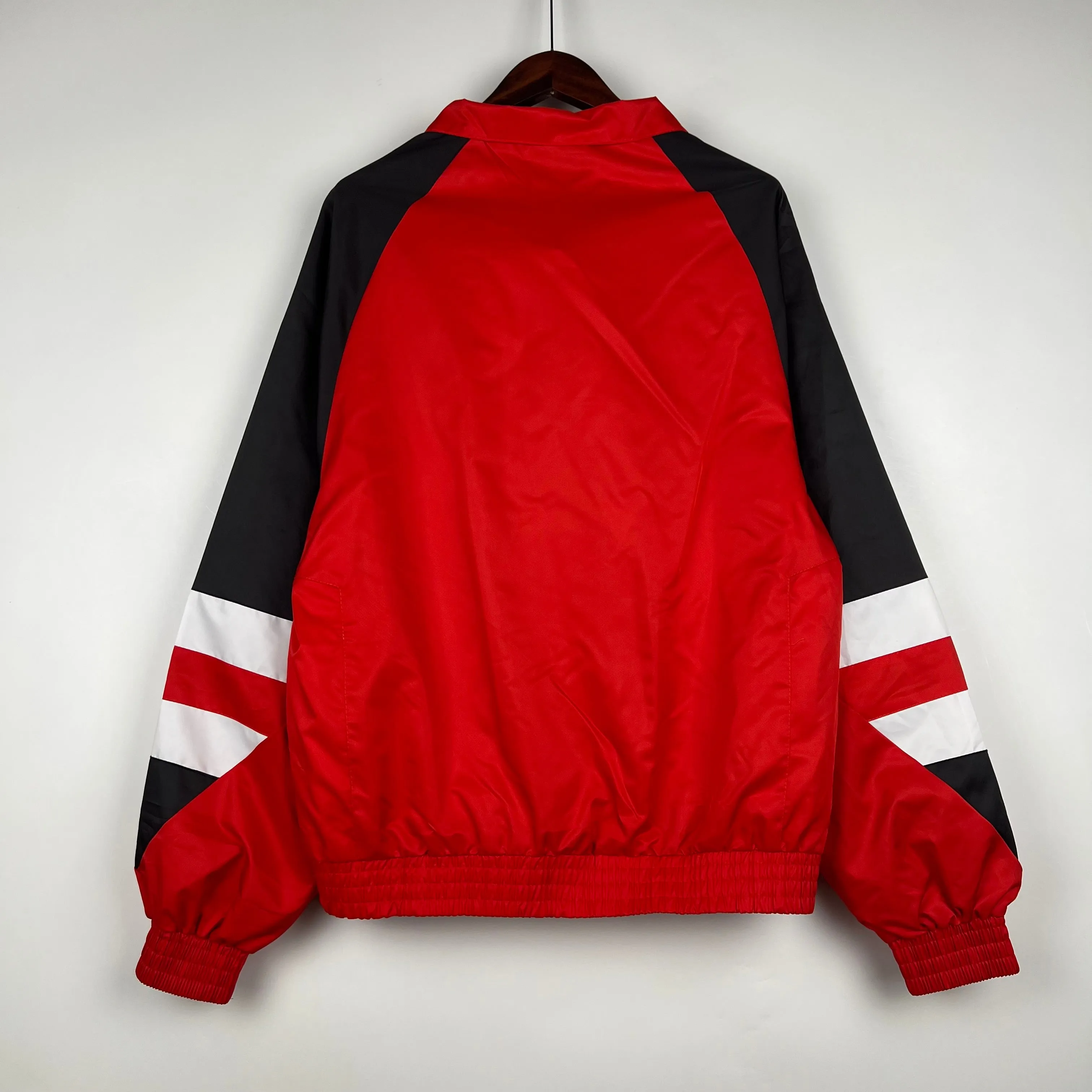 23/24 Windbreaker  S-XXL