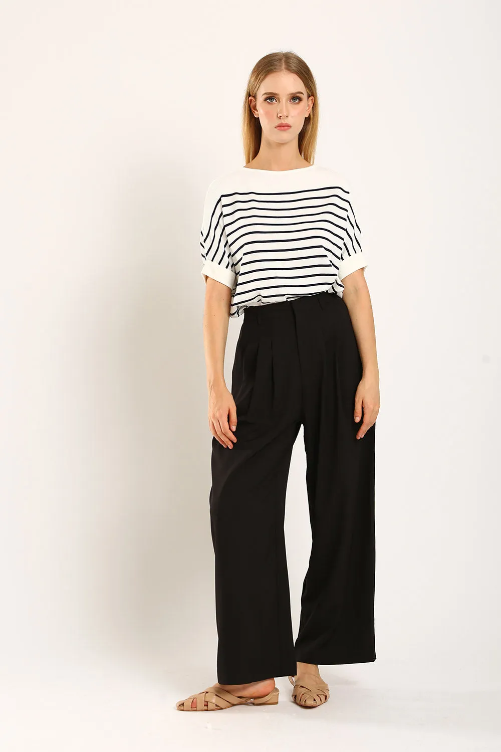 Claudette Relaxed Tailored Pants in Black