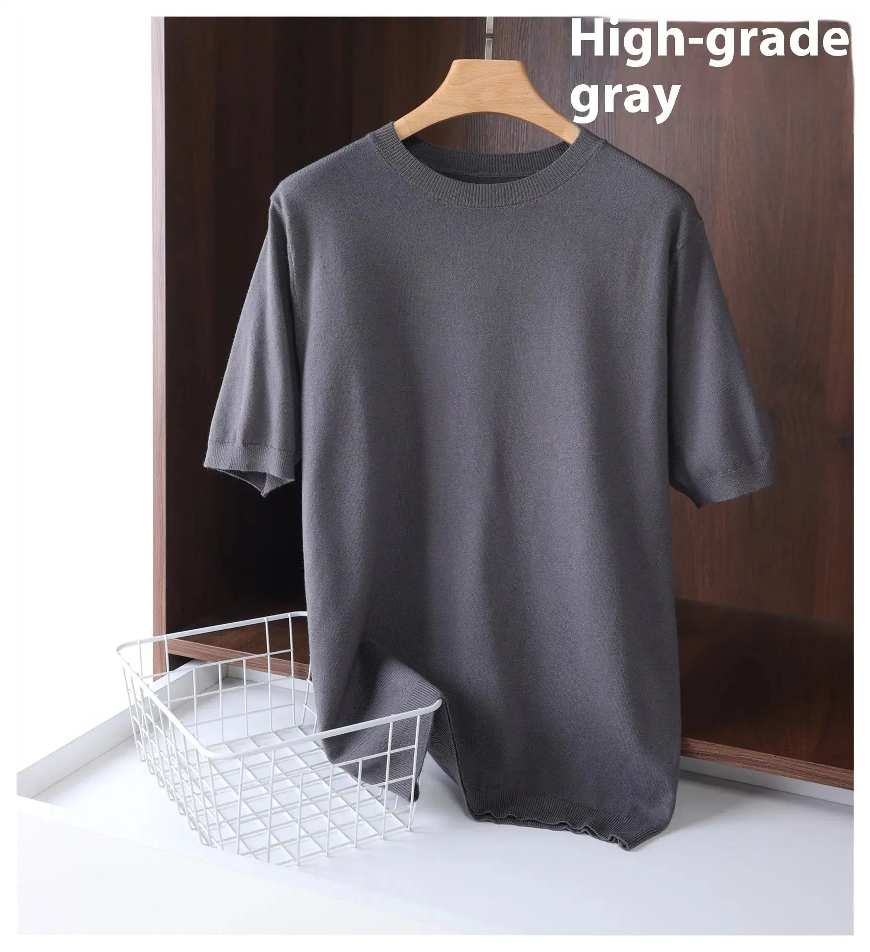 Men's Round Neck Pullover Thin Knitwear Short Sleeve Top